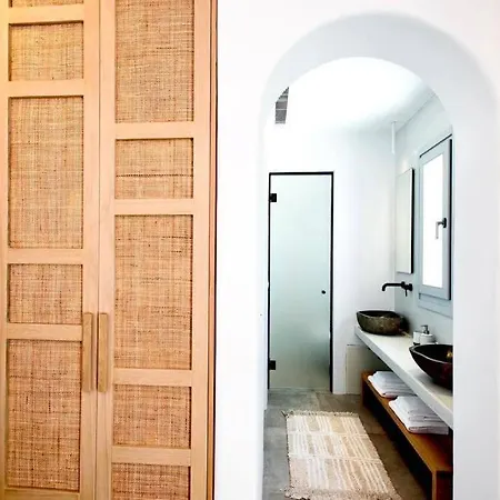 Blue Orchid Mykonos Villa Kalafatis